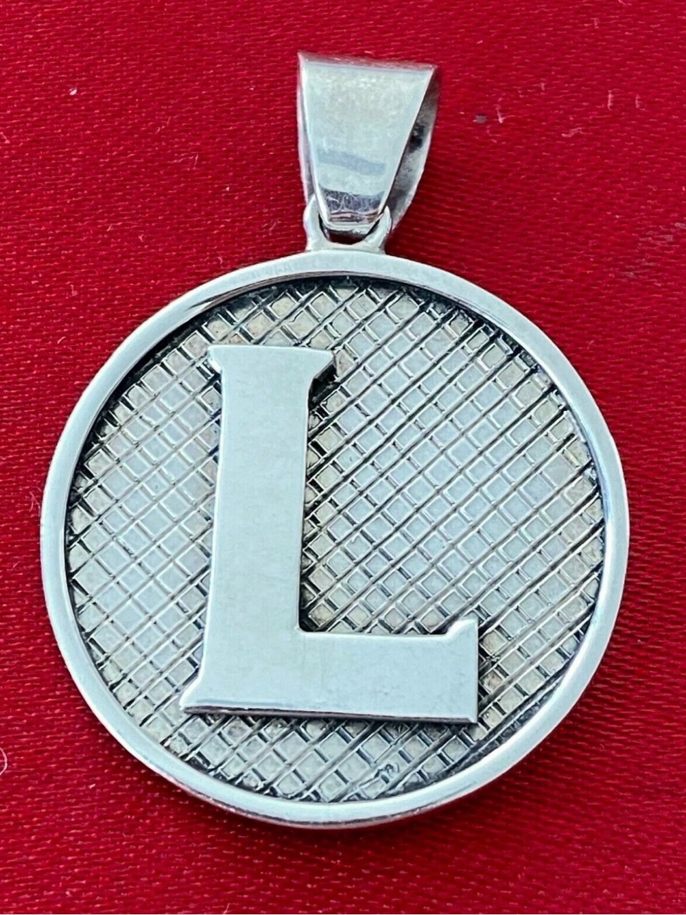 Silver 950 Initial 'L' Round Pendant